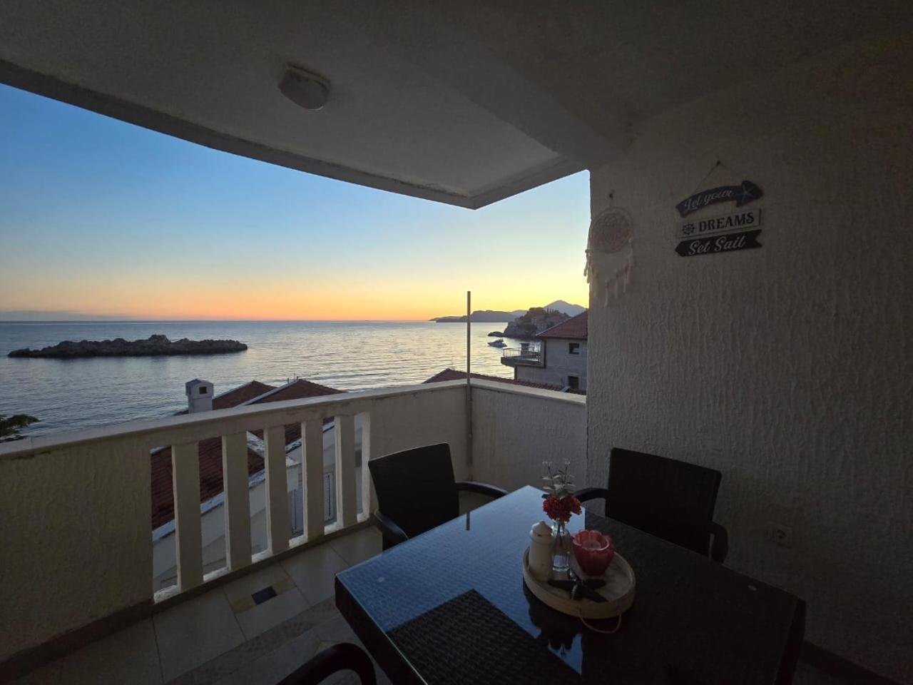 Pine&Sea Beach Retreat Sveti Stefan Luaran gambar