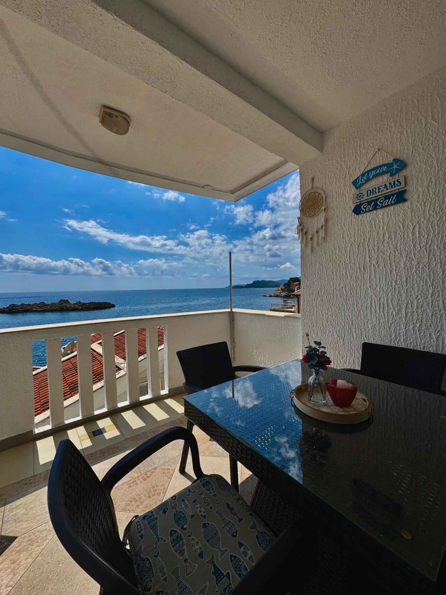 Pine&Sea Beach Retreat Sveti Stefan Luaran gambar