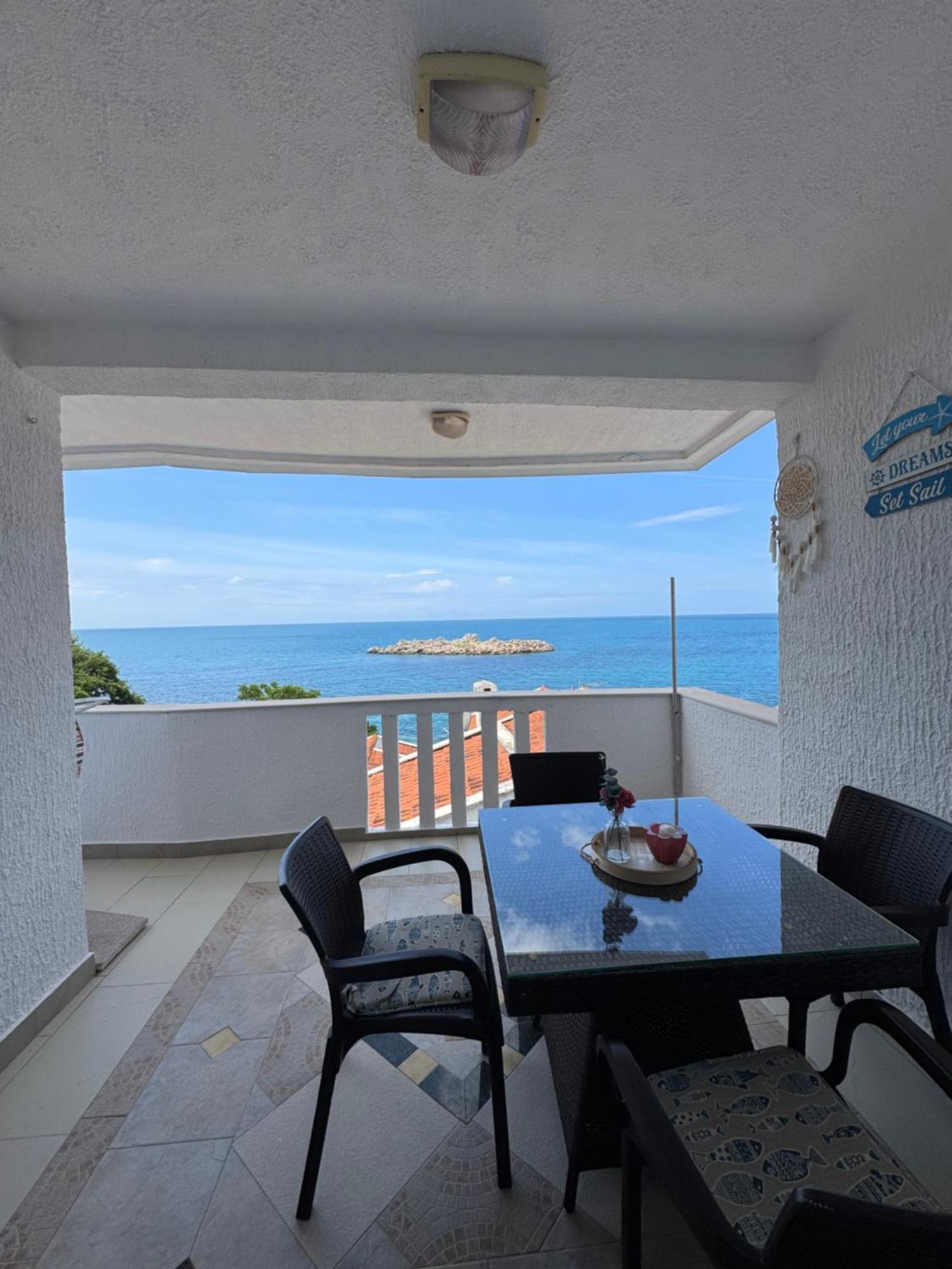Pine&Sea Beach Retreat Sveti Stefan Luaran gambar